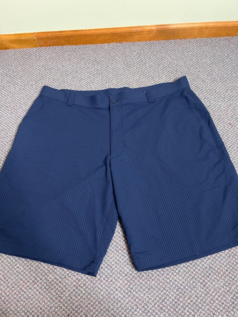 Under Armour Men's Blue Striped Golf Dress Short 42